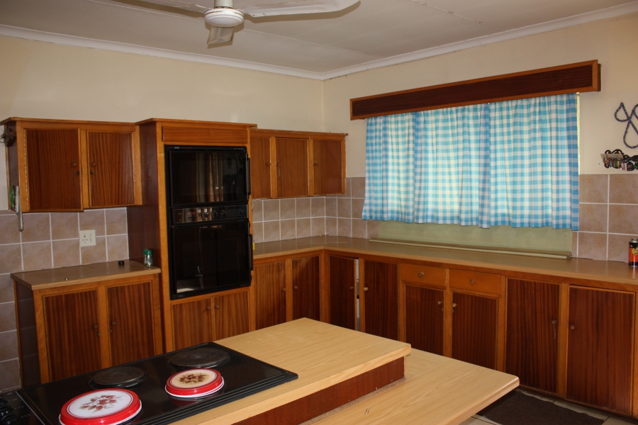 To Let 4 Bedroom Property for Rent in Potchefstroom Rural North West